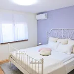 Comfortable 1-bedroom In - Close To Gondola By Flat Mаnаger Апартамент Банско