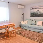 Comfortable 1-bedroom In - Close To Gondola By Flat Mаnаger Апартамент Банско