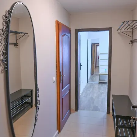 Apartament Comfortable 1-bedroom In - Close To Gondola By Flat Mаnаger *