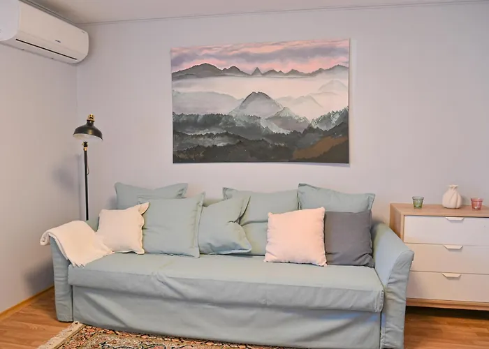 Comfortable 1-bedroom In - Close To Gondola By Flat Mаnаger 아파트